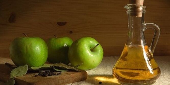 Apple cider vinegar from leg swelling